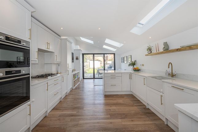 16, Park Hill, Harpenden photo 2