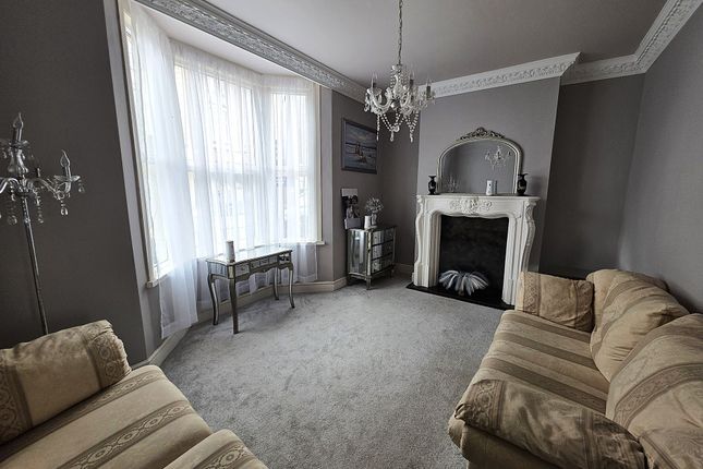 53 Talbot Road, Port Talbot photo 3