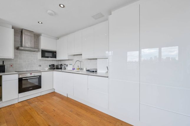 Thumbnail Flat for sale in Tarves Way, Greenwich, London