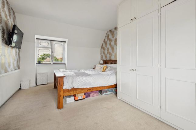 8, Darley Road, Hitchin photo 2