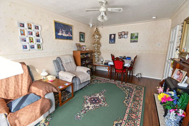 48, Harewood Road, Bedford photo 4