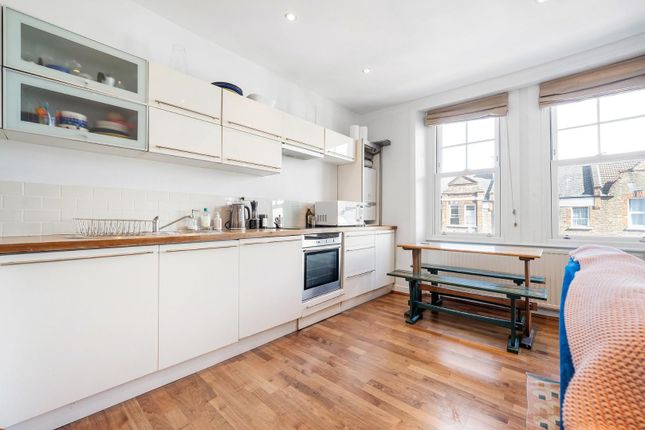 Flat C, 25, Endymion Road, London photo 4