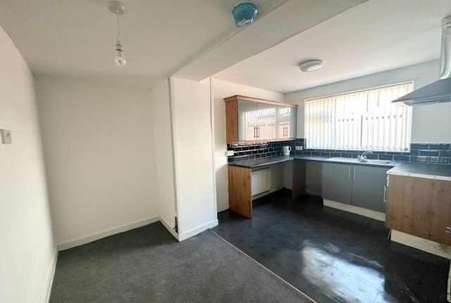 22, Poplar Street, County Durham photo 5