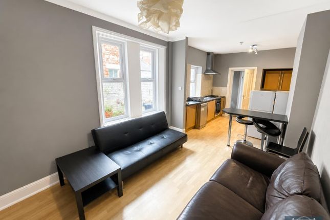 Devonshire Place, Newcastle upon Tyne photo 5