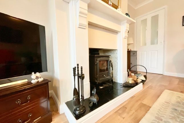 9 Shelmore Close, Stafford photo 3