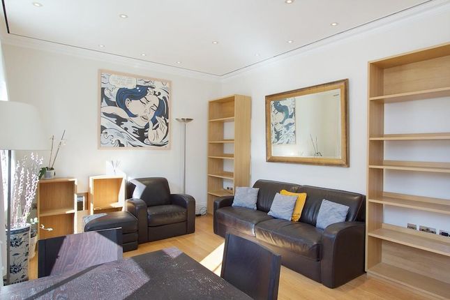 Thumbnail Flat to rent in Wycombe Square, Campden Hill Road, London