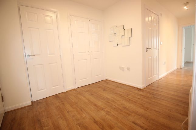 FLAT 7, LINEAR VIEW FORTY LANE, WEMBLEY photo 2