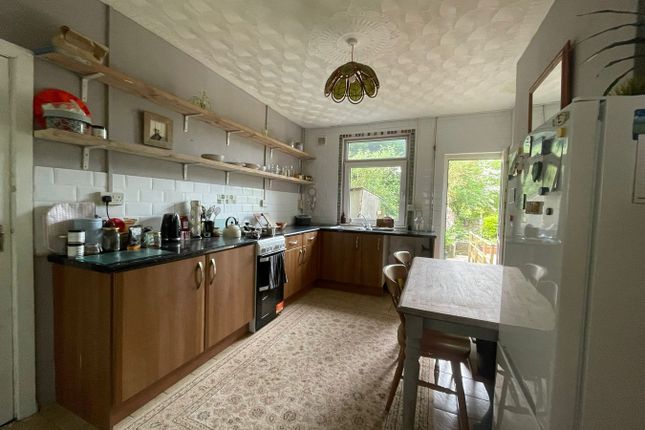 13, Heol Cae Gurwen, Ammanford photo 4
