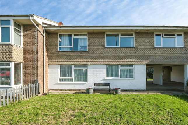 1-bed flat on Mulberry Court, Bognor Regis, £150,000
