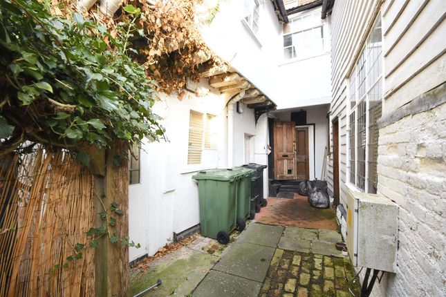 Flat for sale in East Street, Coggeshall, Colchester