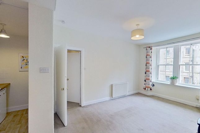 Thumbnail Flat to rent in Wardlaw Place, 1Ue