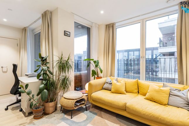6 Monier Road, London photo 2