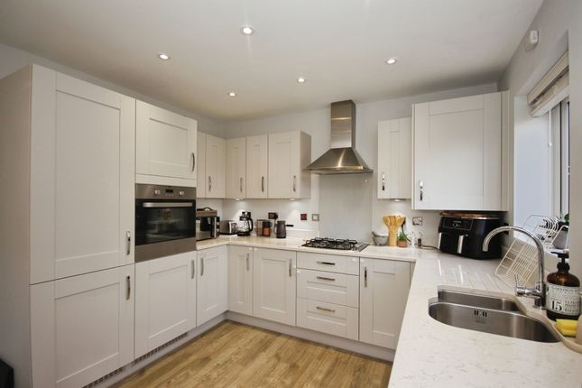 2, The Avenue, Leamington Spa photo 3