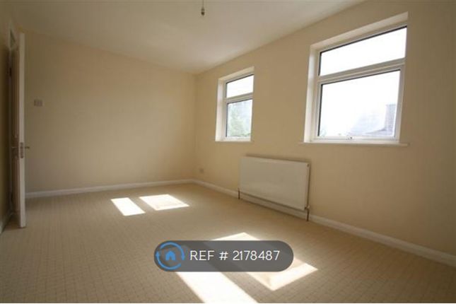 Thumbnail Room to rent in Stokes Road, London