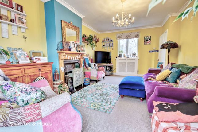 2, Spinney Hill, Daventry photo 4