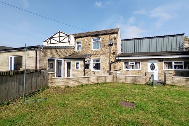 Thumbnail Detached house for sale in Moorside Place, Bradford