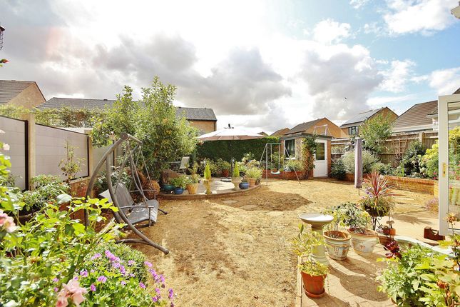 73b, Alvescot Road, Carterton photo 4