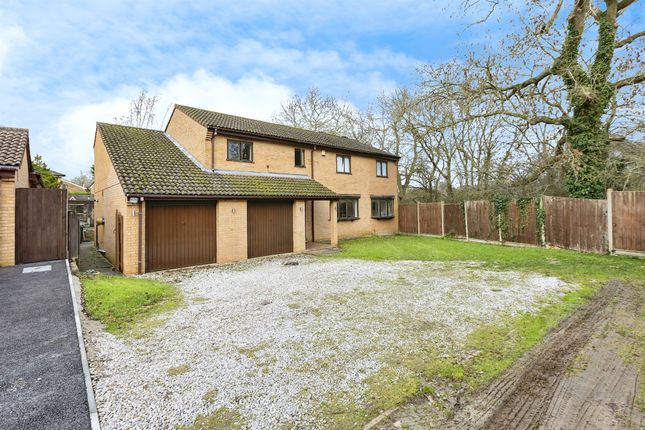 Thumbnail Detached house for sale in Tynedale Close, Oadby, Leicester