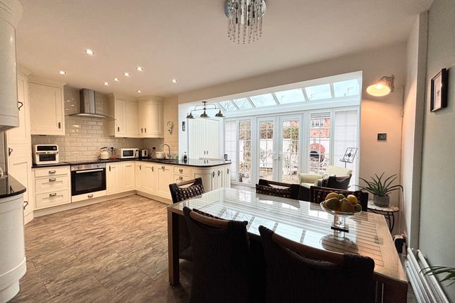 1 Brabham Mews, Manchester photo 2