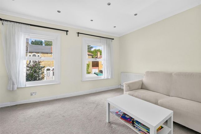 45B, Clarendon Road, London photo 2