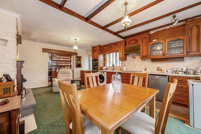 9, Yoells Lane, Lovdean photo 4