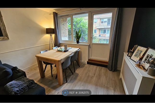 Bath Close, Peckham, London photo 3
