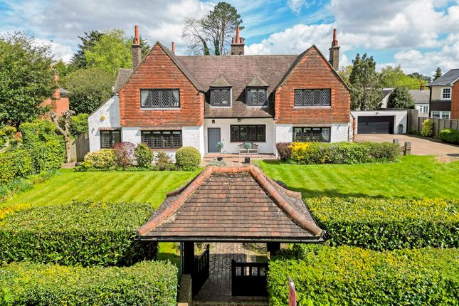 Thumbnail Detached house for sale in Landscape Road, Warlingham