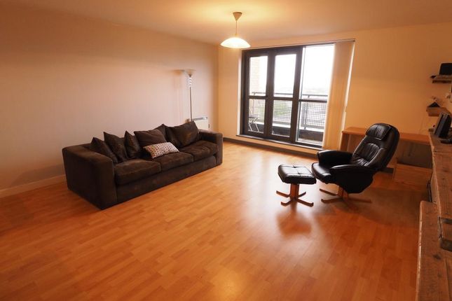 Thumbnail Flat to rent in Queens Court, Hull