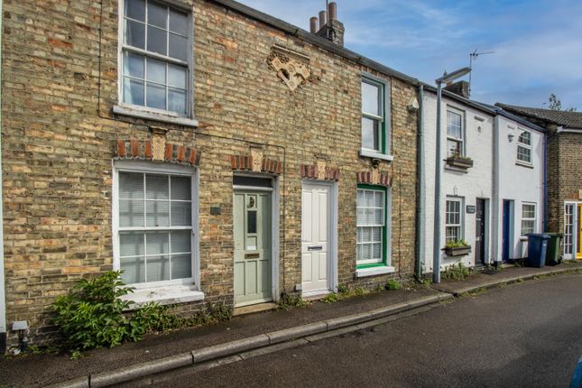 Thumbnail Terraced house to rent in Springfield Road, Cambridge