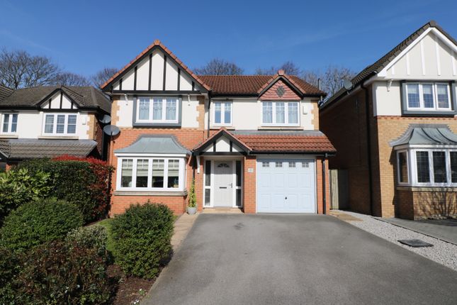 4-bed house on 20, Park View Court, Cleckheaton, £395,000
