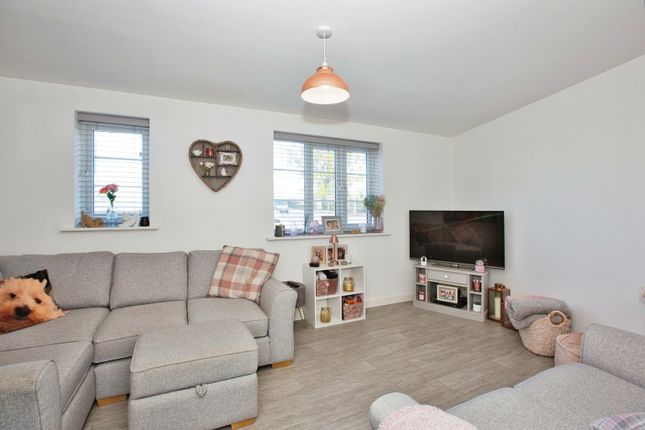 Flat for sale in Montacute Road, Houndstone, Yeovil