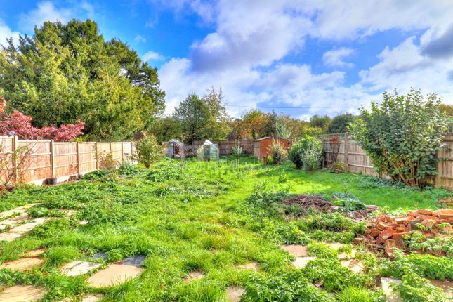 1 Widdenton View, High Wycombe photo 4