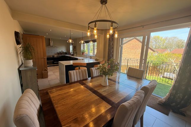 5, The Willows, Highworth photo 5