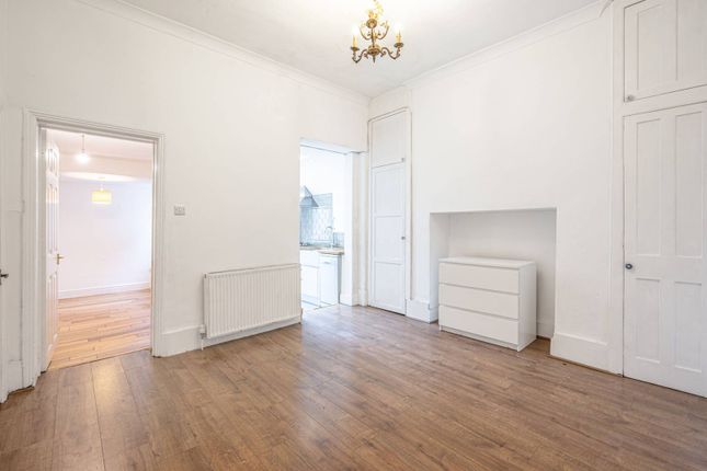 Thumbnail Flat to rent in Sunningfields Road, Hendon, London