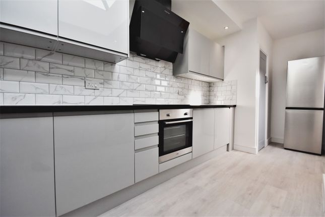 Room 2, 21, Marlborough Road, Coventry photo 5