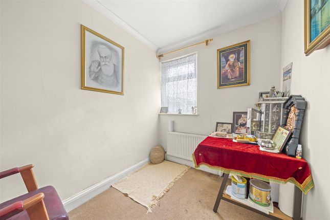 Semi-detached house for sale in Gledwood Drive, Hayes