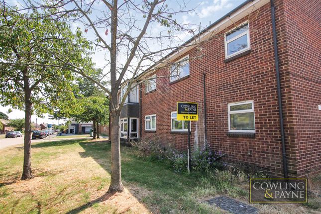 Thumbnail Flat to rent in Appletree Way, Wickford