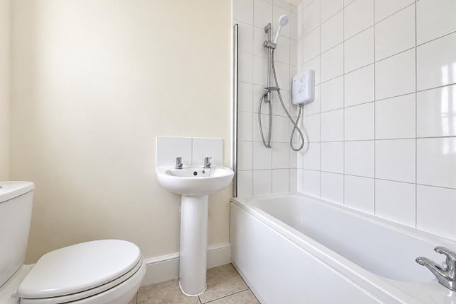 593A, Lea Bridge Road, London photo 5