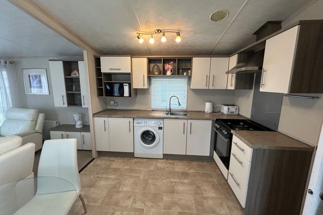 Mobile/park home for sale in Essex Road, Hoddesdon