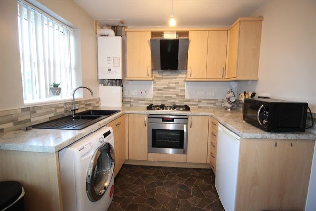 5, Church Grove, Darlington photo 4