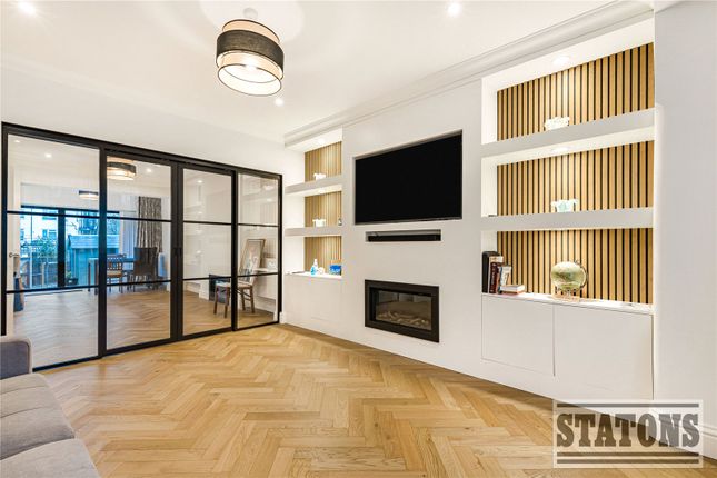 1, Coombe Corner, London photo 2
