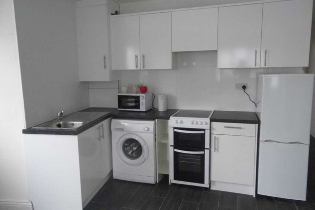 Flat to rent in Oakley Road, Stirchley