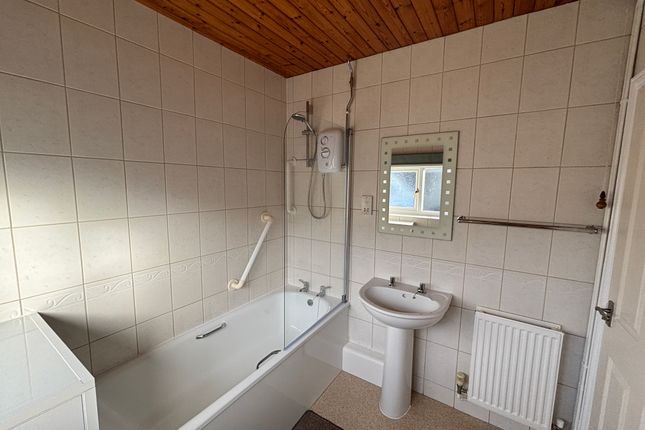 Bathroom (2)