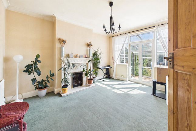 56, Valleyfield Road, London photo 4