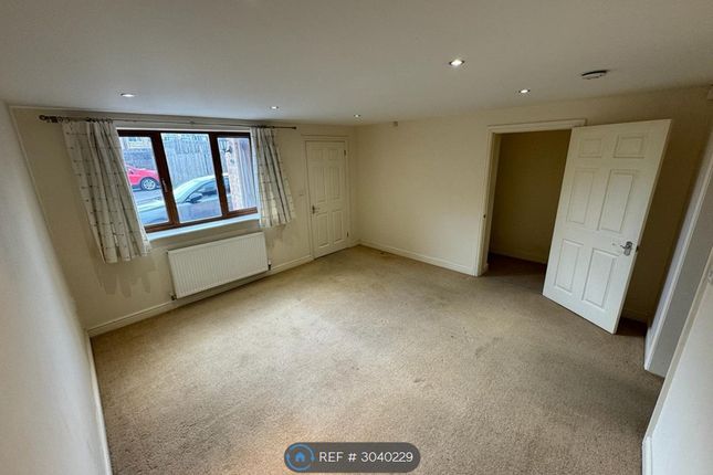 Lorne Street, Bradford photo 4