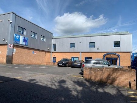 Office to let in Offices At Phoenix House, 100 Brierley Street, Bury, Lancashire