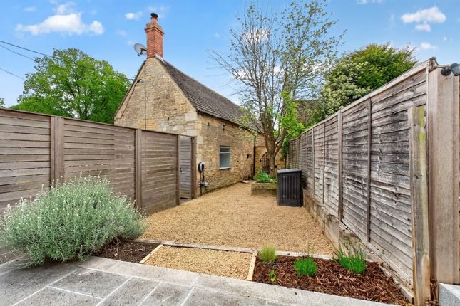 5, Stamford photo 2