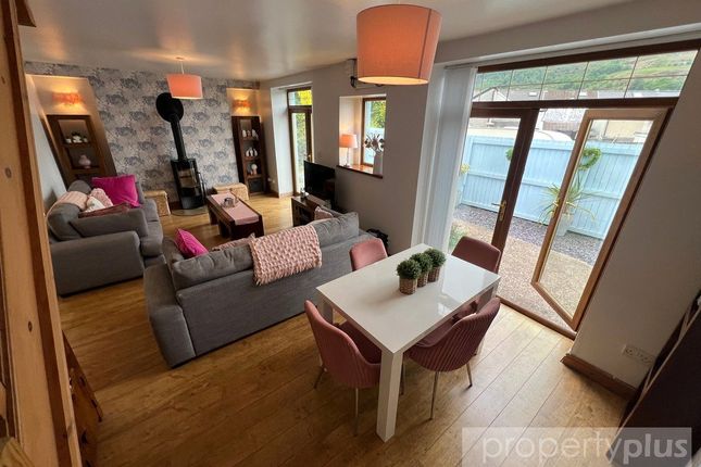 Glannant Cottage,, Matexa Street, Rhondda Cynon Taff photo 3