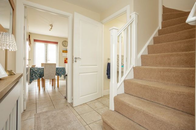 19, Wattle Close, Loughborough photo 4