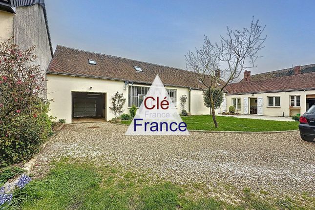 Detached house for sale in Tremblay-Les-Villages, Eure-Et-Loire, 28170, France